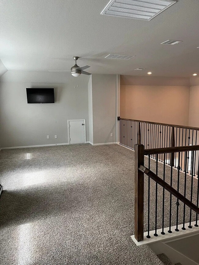 Building Photo - Four bedroom home with dedicated home office, game room, 2.5 bathrooms, and fenced yard in Fairwa...