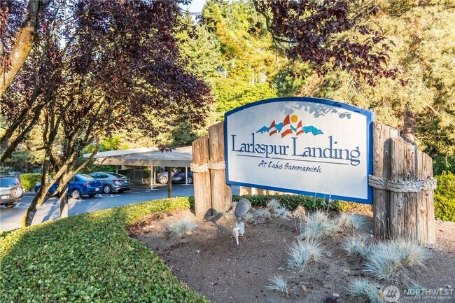 Building Photo - Lake Sammamish View Condo For Lease