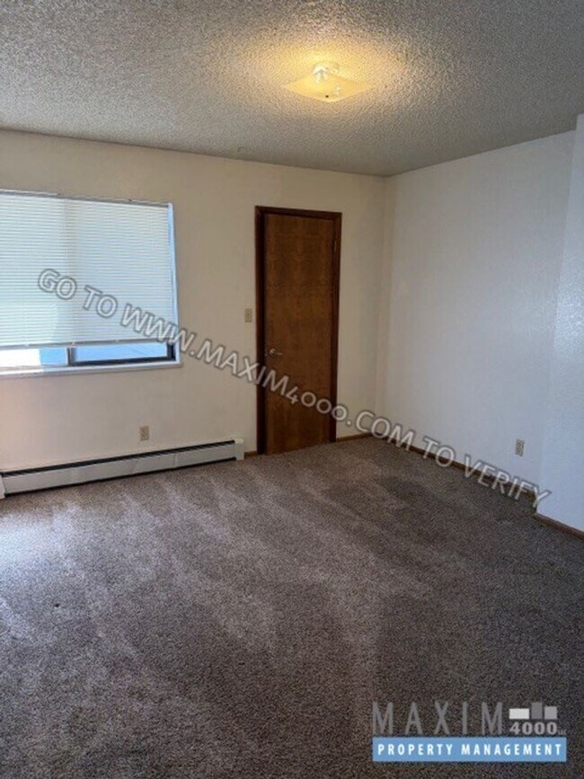 Building Photo - 2150 College Pl