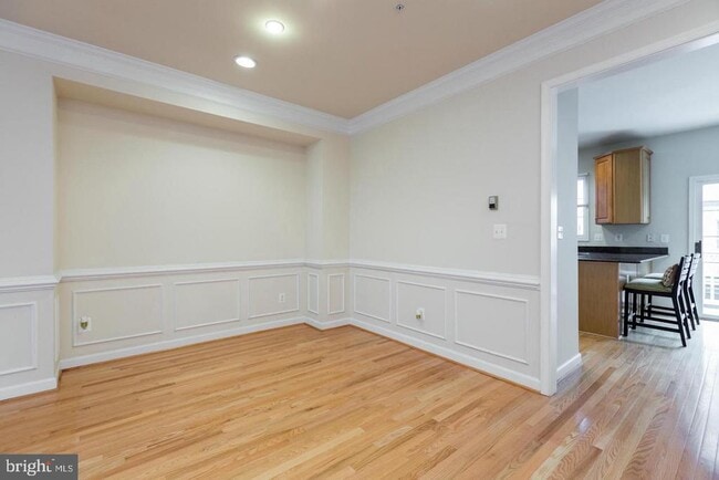 Building Photo - 8857 Ashgrove House Ln