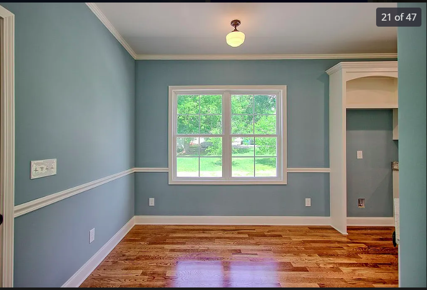 Breakfast Area - 2308 Quality St