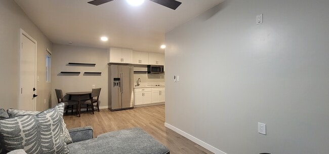 Building Photo - 4229 Panorama Dr