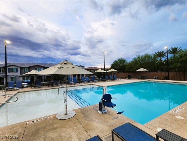 Building Photo - 25 Barbara Ln