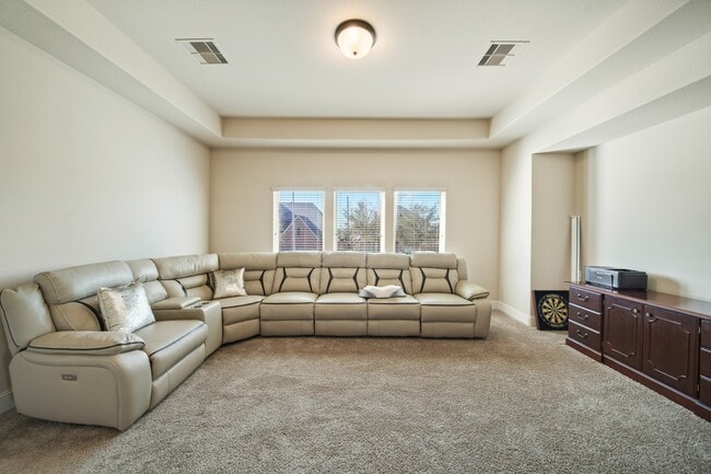 Building Photo - 2523 Crossvine Dr