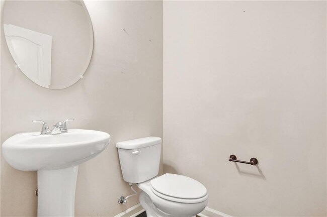 Building Photo - 1539 Creek Bend Ln NW