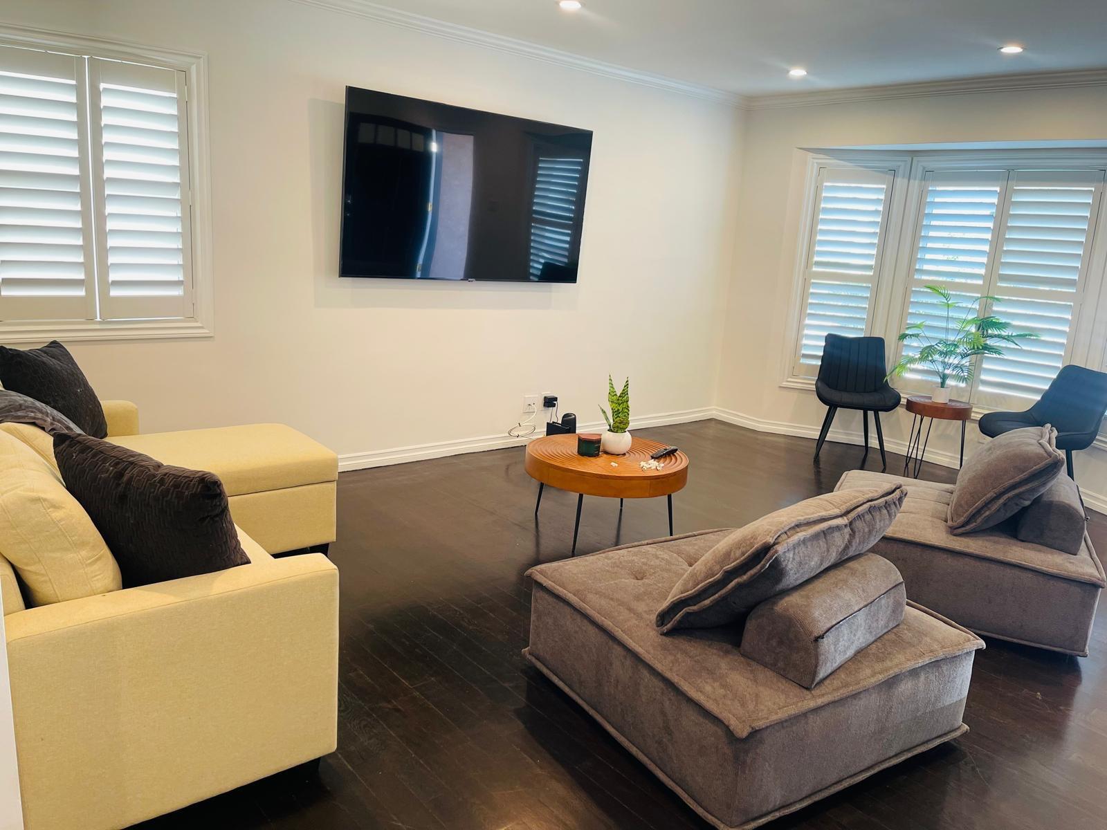 Building Photo - 17946 Valley Vista Blvd