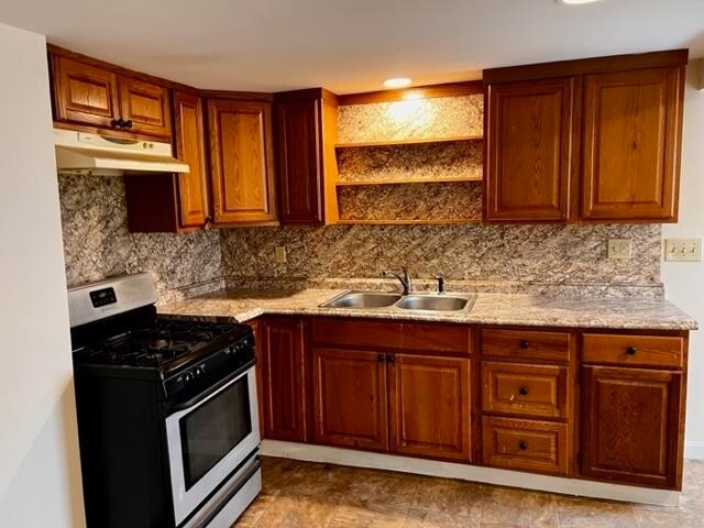 Building Photo - 9-11 Ridge St