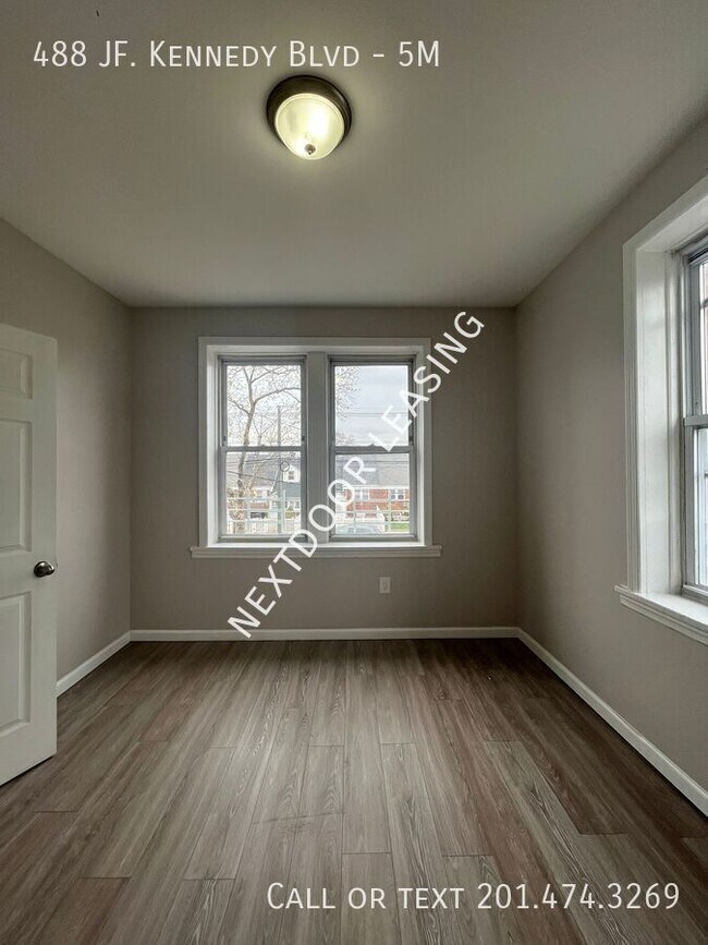 Building Photo - 488 John F. Kennedy Blvd