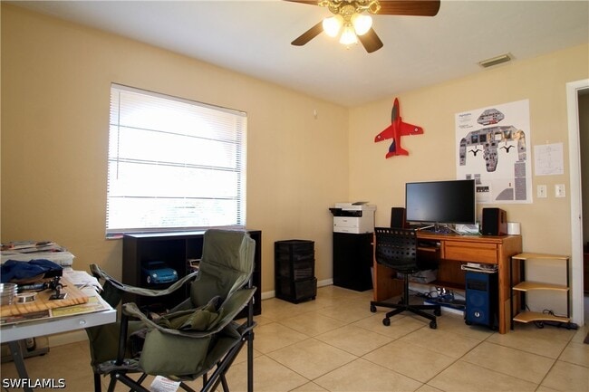 Building Photo - 3808 SE 11th Ave