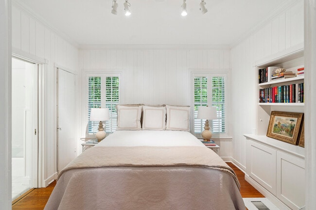 Building Photo - 151 S County Rd