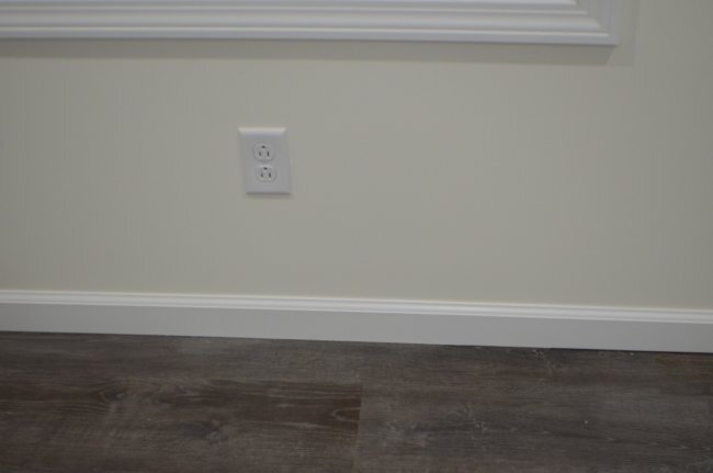 Building Photo - 563 Burritt St