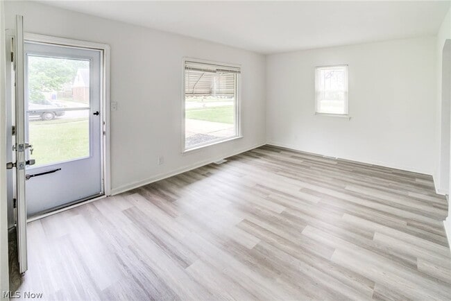 Building Photo - 4706 W 158th St