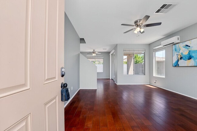 Building Photo - Gated Chandler Living | 4 Bedrooms in Top-Rated School District