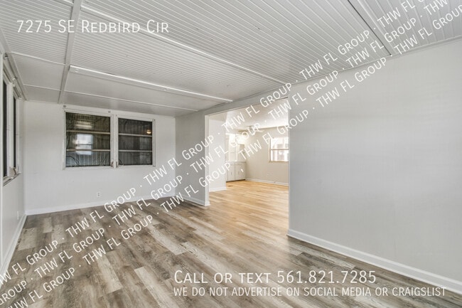 Building Photo - 7275 SE Redbird Cir