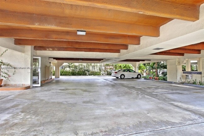 Building Photo - 49 Majorca Ave