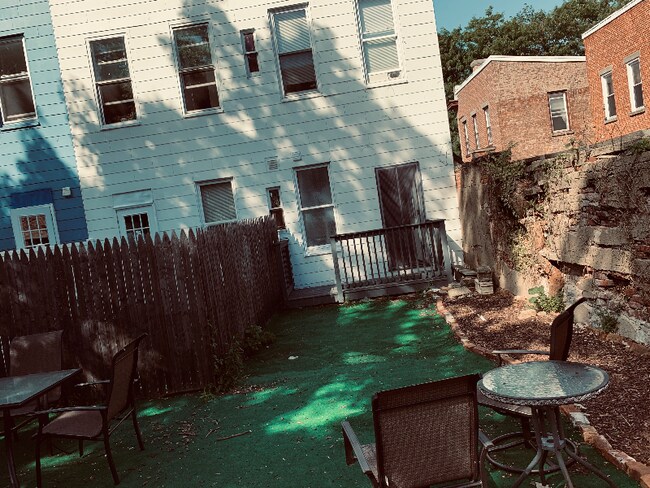 Building Photo - 29 Booraem Ave