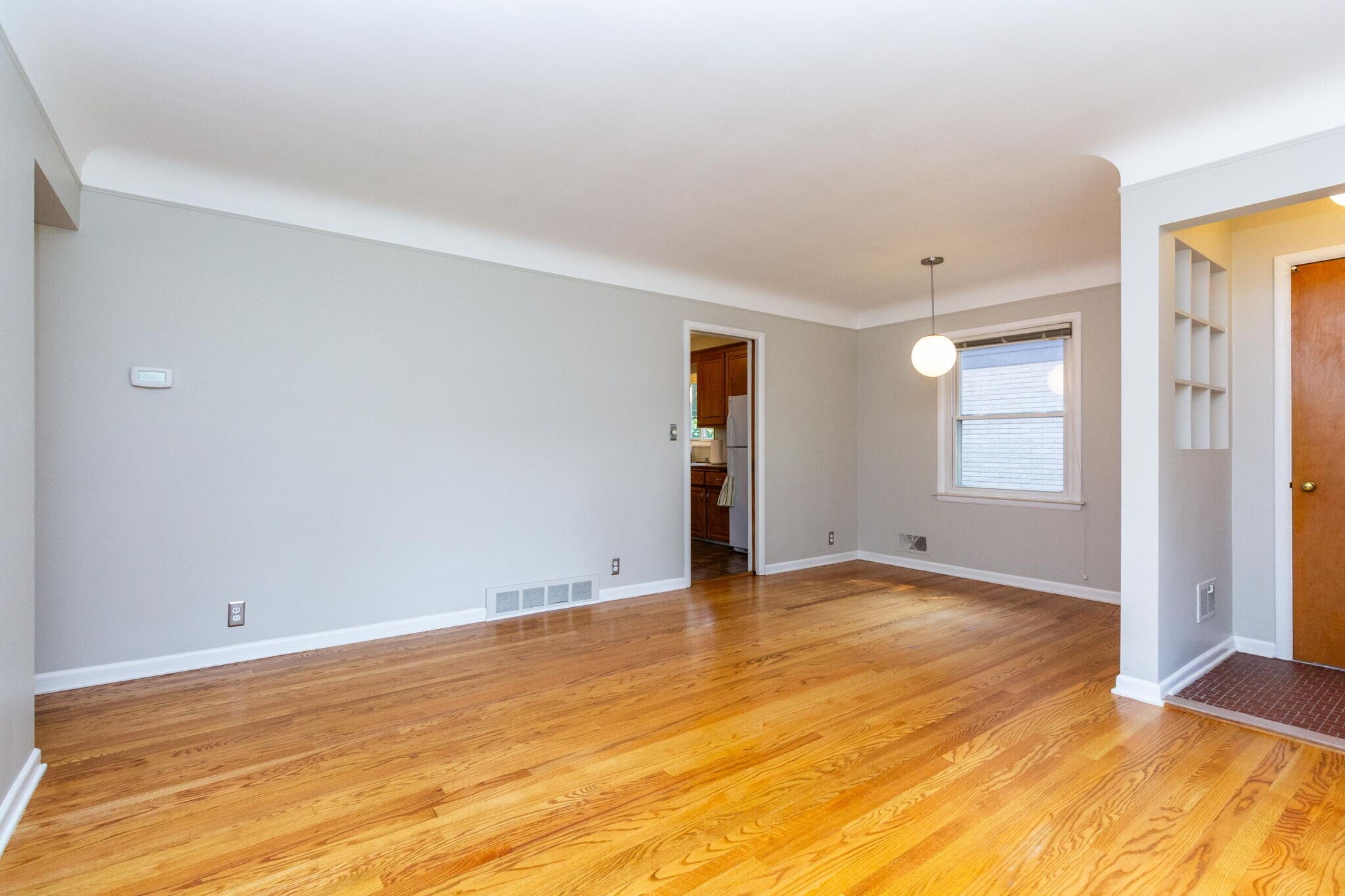 Building Photo - 1016 Lawndale Dr