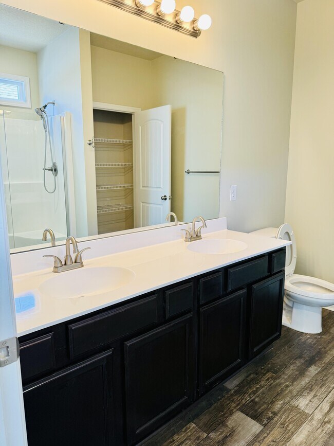 Building Photo - 374 Frisco Wy