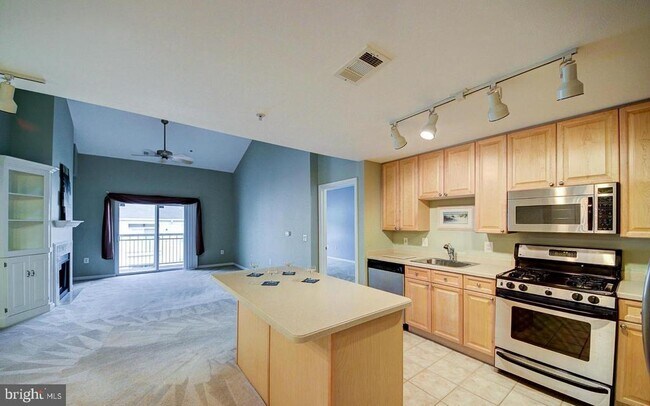 Building Photo - 9480 Virginia Center Blvd