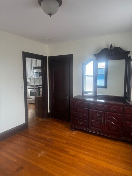 Bedroom 1 - 64 Vinton St