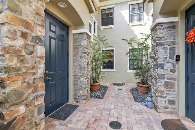 Building Photo - 7535 Old Thyme Ct