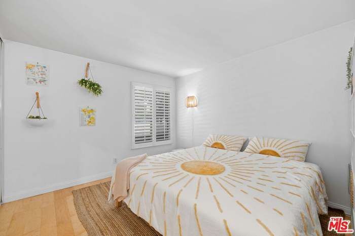 Building Photo - 1125 Pico Blvd