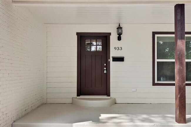 Building Photo - 933 Keith Pumphrey Dr