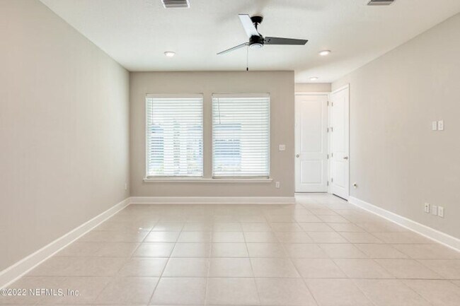 Building Photo - 55 Bluebonnet Way