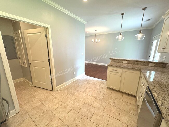 Building Photo - 3BR/2.5BA For Rent