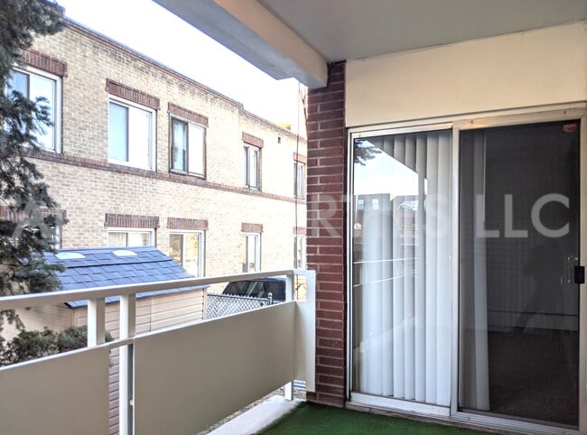 Building Photo - 1200 Emerson St