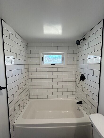 Building Photo - 84 O Dr