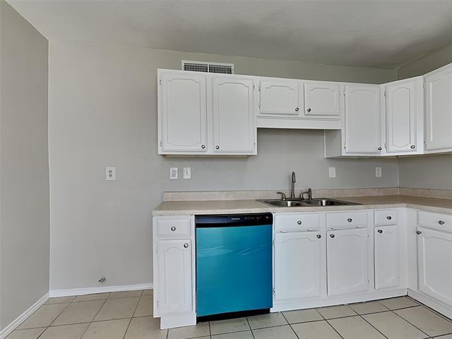 Building Photo - 7621 Pebble Beach Dr