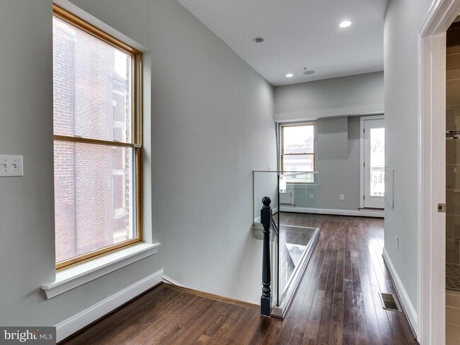 Building Photo - 1234 Euclid St NW