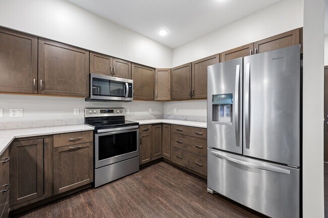 Building Photo - Large Townhome In Kingston Neighborhood Just Blocks From Downtown