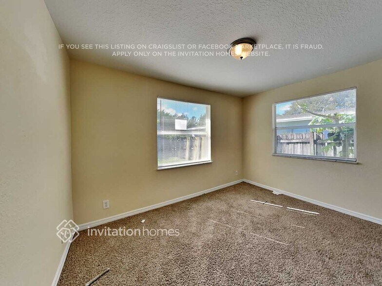 Building Photo - 823 NW 7th St