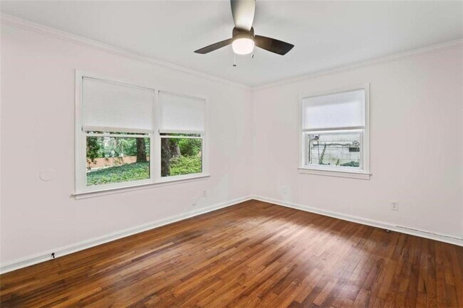 Building Photo - 2735 Defoors Ferry Rd NW