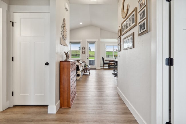 Building Photo - 138 Sage Grouse Way