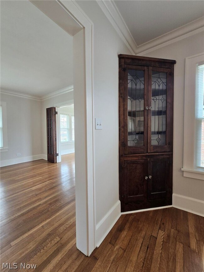 Building Photo - 13839 Clifton Blvd