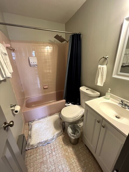 Building Photo - 90 Madison Ave