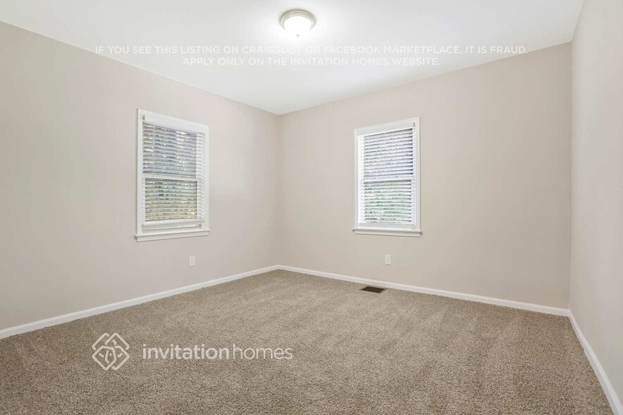 Building Photo - 60 Harmony Grove Rd