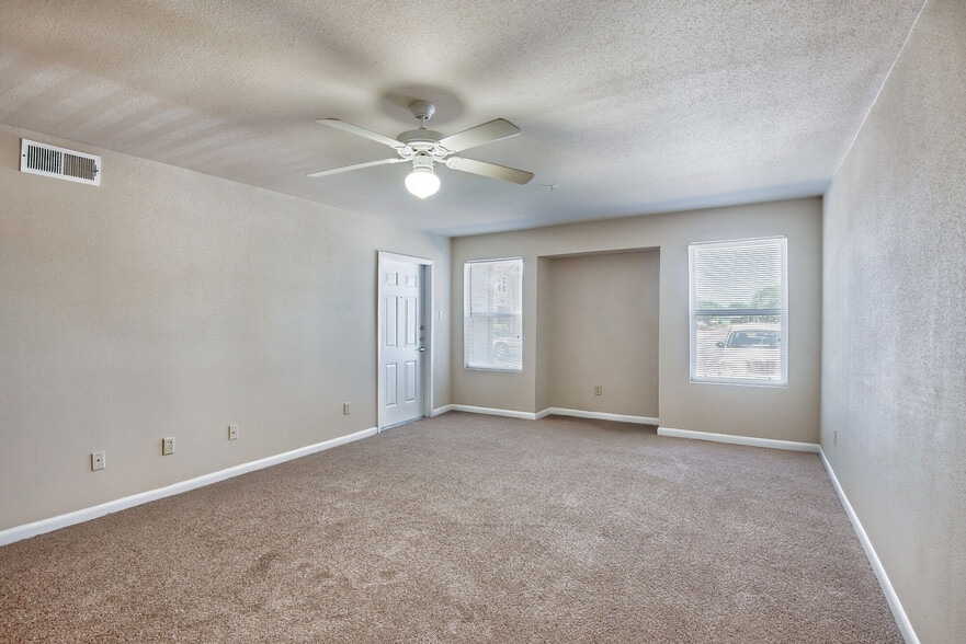 Building Photo - Parc At Marina Landing