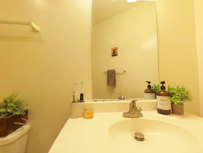 Building Photo - Huge 2 story 8 bed room Home: a hop and a skip from SDSU!  You will never be late to class!