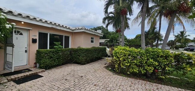 Building Photo - 1855 Sherman St