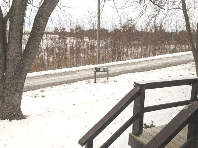 Building Photo - 423 Grand Blvd