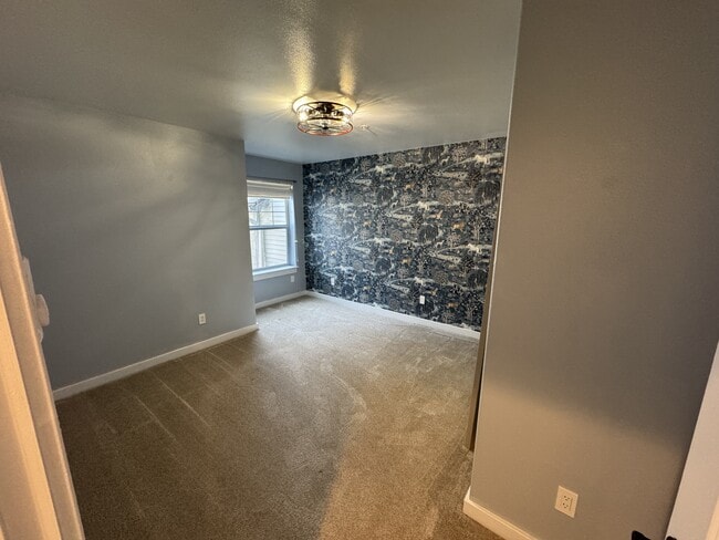 Building Photo - 1924 NE 50th Way