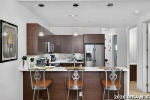 Building Photo - 17902 La Cantera Pkwy
