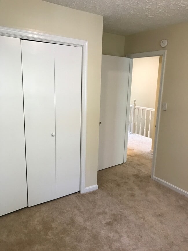 Building Photo - Church Drive