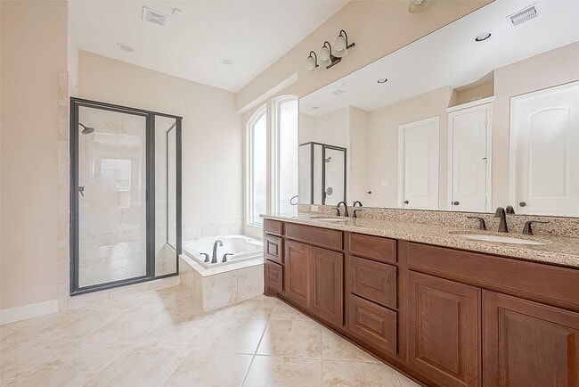 Building Photo - 4522 Marilee Chris Ct