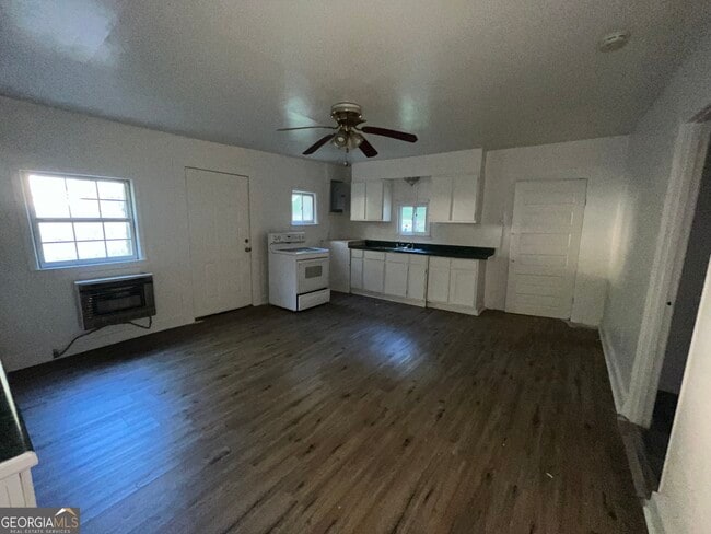 Building Photo - 351 Bethany Church Rd