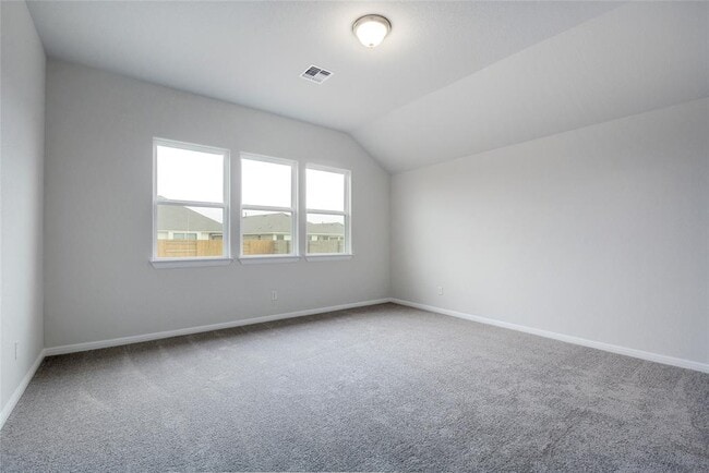 Building Photo - 134 Edgewater Trl